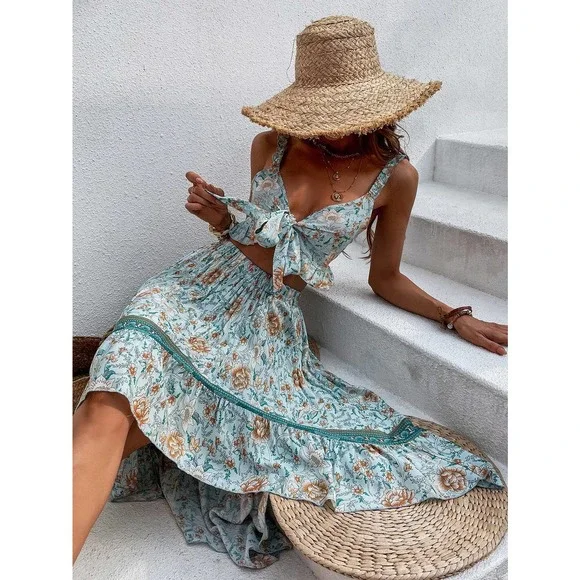 2 piece set: Floral Print Tie Front Cami crop Top & Ruffle Hem midi Skirt blue - Picture 3 of 7